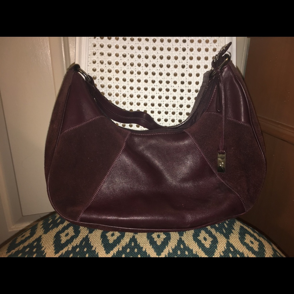 Vintage Etienne Aigner Leather purse.